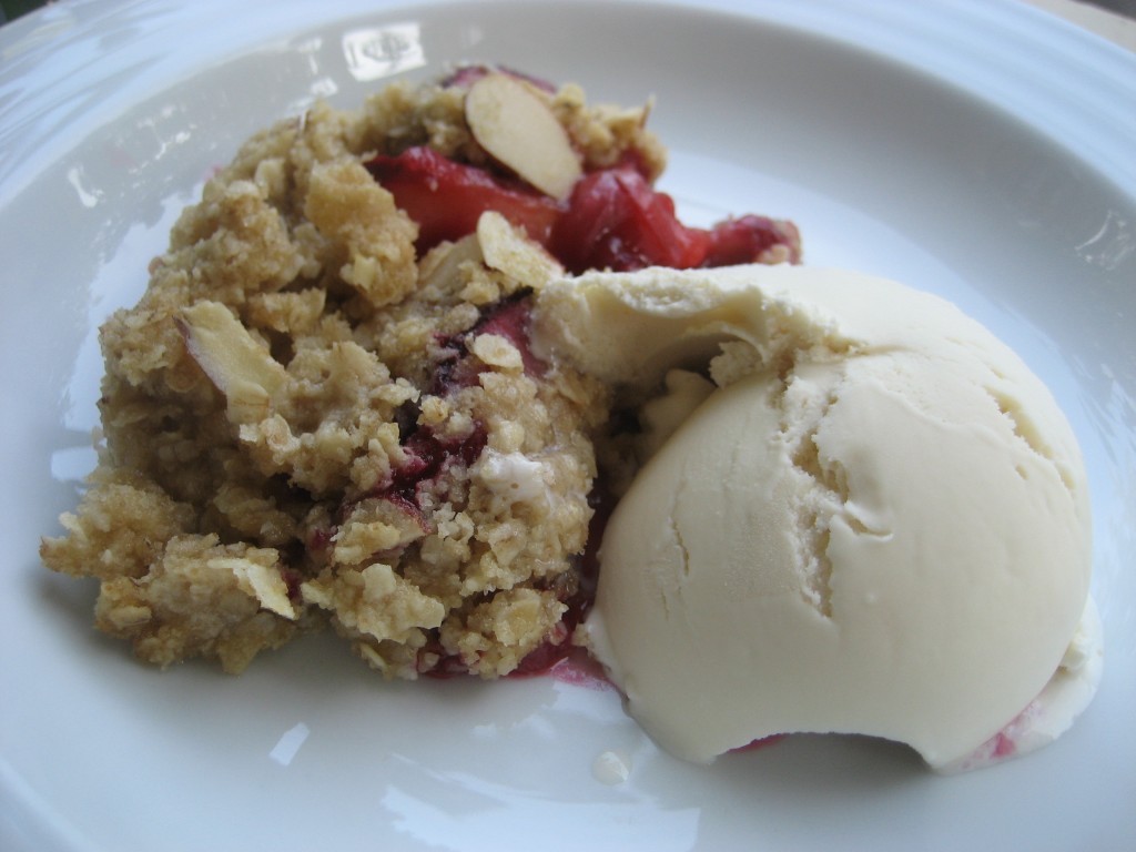 plum raspberry crumble