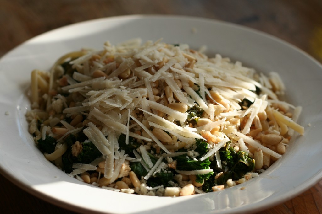 linguini with braised kale linguini with braised kale